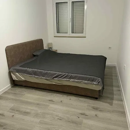 Tomo Apartment